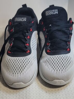 Skechers Men's Black & White Athletic Sneakers